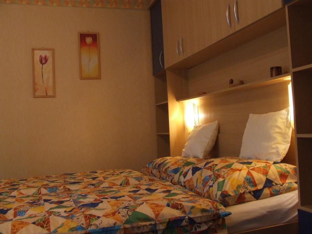 Vadszőlő Vendégház Cák Habitación foto